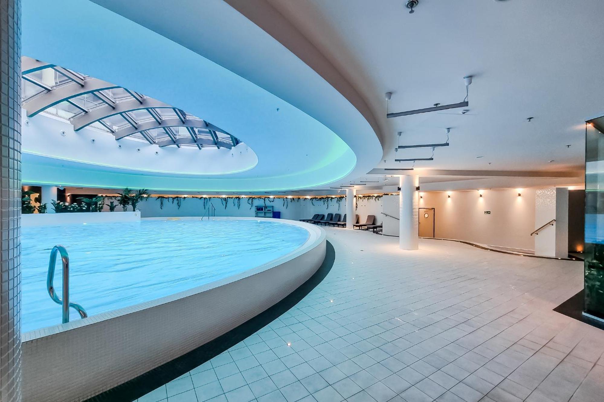 Hanza Tower Apartment No 628 - 6Th Floor, Balcony, Swimming Pool 什切青 外观 照片